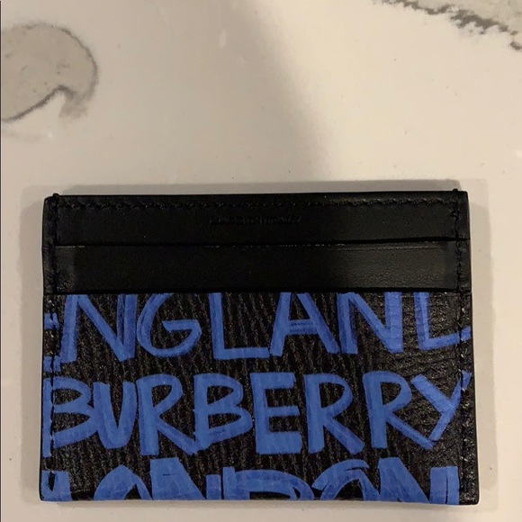 burberry graffiti card holder